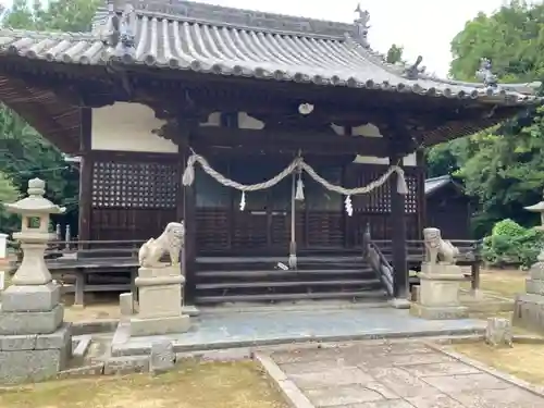 桑名神社の本殿・本堂