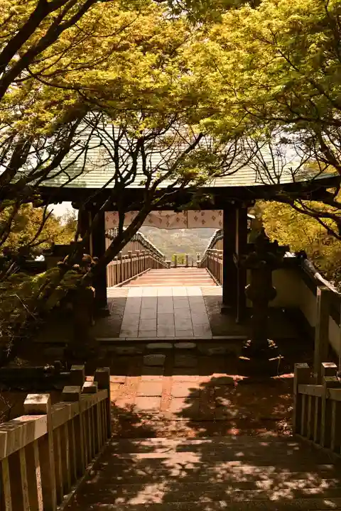 西ノ滝龍水寺(香川県)