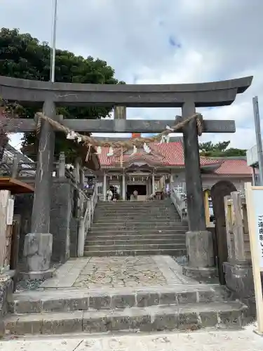 普天満宮の{uncategorized: "未分類", other: "その他", undefined: "問題あり", building: "その他建物", grave: "お墓", sacred_gate: "鳥居", guardian: "狛犬", statue: "像", buddha: "仏像", history: "歴史", nature: "自然", garden: "庭園", animal: "動物", pagoda: "塔", temizu: "手水舎", mountain_gate: "山門・神門", sanctuary: "本殿・本堂", subordinate: "末社・摂社", art: "芸術", scenery: "景色", jizo: "地蔵", ema: "絵馬", goshuin: "御朱印", omikuji: "おみくじ", items: "授与品その他", amulet: "お守り", goshuincho: "御朱印帳", eats: "食事", festival: "お祭り", votive_dance: "神楽", shichigosan: "七五三参", wedding: "結婚式", experience: "体験その他", initially: "初詣", around: "周辺", anti_infection: "感染症対策"}
