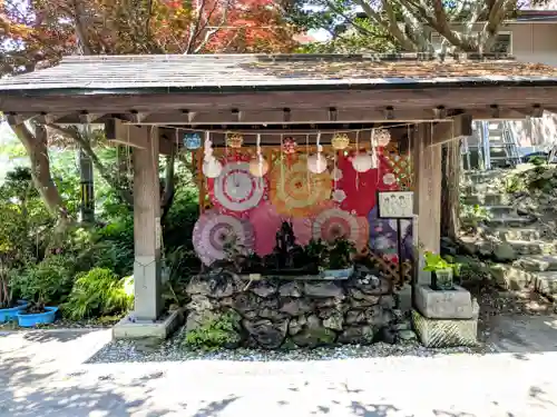 虻田神社の手水舎