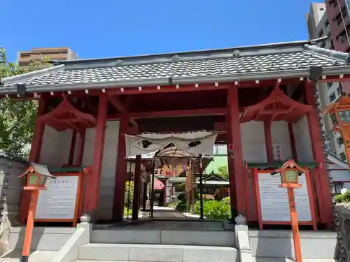 仙台大神宮の山門・神門