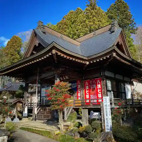 三光寺の本殿