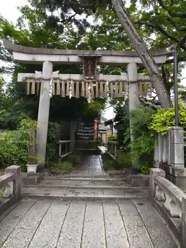 出町妙音堂の鳥居