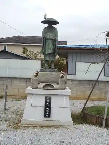 海蔵寺の像