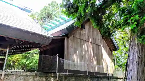 入見神社の本殿