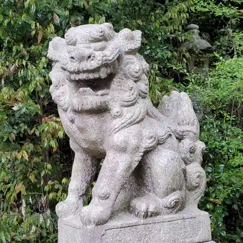 蟬丸神社（蝉丸神社）の狛犬