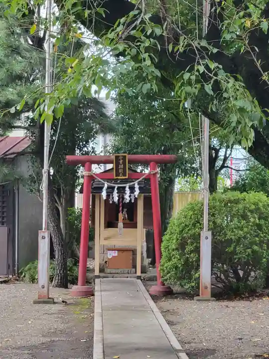 本町南町八幡神社の末社・摂社