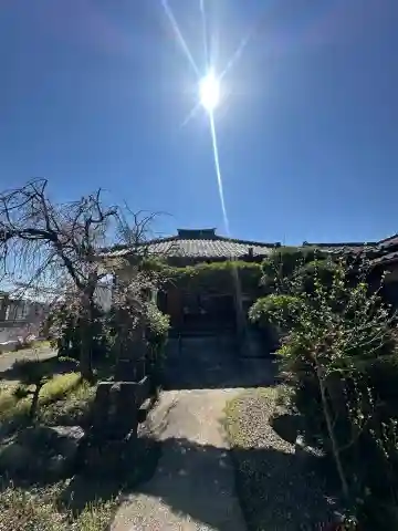 正讃寺の{uncategorized: "未分類", other: "その他", undefined: "問題あり", building: "その他建物", grave: "お墓", sacred_gate: "鳥居", guardian: "狛犬", statue: "像", buddha: "仏像", history: "歴史", nature: "自然", garden: "庭園", animal: "動物", pagoda: "塔", temizu: "手水舎", mountain_gate: "山門・神門", sanctuary: "本殿・本堂", subordinate: "末社・摂社", art: "芸術", scenery: "景色", jizo: "地蔵", ema: "絵馬", goshuin: "御朱印", omikuji: "おみくじ", items: "授与品その他", amulet: "お守り", goshuincho: "御朱印帳", eats: "食事", festival: "お祭り", votive_dance: "神楽", shichigosan: "七五三参", wedding: "結婚式", experience: "体験その他", initially: "初詣", around: "周辺", anti_infection: "感染症対策"}