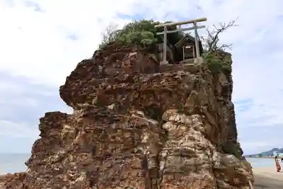稲佐の浜 弁天島(島根県)