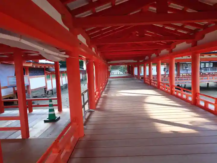 厳島神社(広島県)