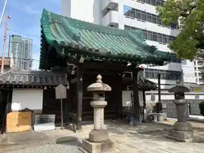 浜本山 源光寺の{uncategorized: "未分類", other: "その他", undefined: "問題あり", building: "その他建物", grave: "お墓", sacred_gate: "鳥居", guardian: "狛犬", statue: "像", buddha: "仏像", history: "歴史", nature: "自然", garden: "庭園", animal: "動物", pagoda: "塔", temizu: "手水舎", mountain_gate: "山門・神門", sanctuary: "本殿・本堂", subordinate: "末社・摂社", art: "芸術", scenery: "景色", jizo: "地蔵", ema: "絵馬", goshuin: "御朱印", omikuji: "おみくじ", items: "授与品その他", amulet: "お守り", goshuincho: "御朱印帳", eats: "食事", festival: "お祭り", votive_dance: "神楽", shichigosan: "七五三参", wedding: "結婚式", experience: "体験その他", initially: "初詣", around: "周辺", anti_infection: "感染症対策"}