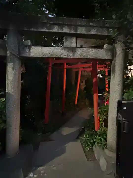 田園調布稲荷社(京濱伏見稲荷神社元宮)(東京都)