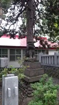 彌彦神社　(伊夜日子神社)の狛犬