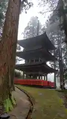 日石寺の塔