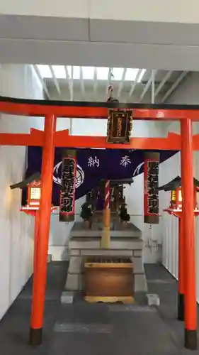 歌舞伎稲荷神社の本殿