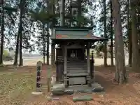 諏訪神社の{uncategorized: "未分類", other: "その他", undefined: "問題あり", building: "その他建物", grave: "お墓", sacred_gate: "鳥居", guardian: "狛犬", statue: "像", buddha: "仏像", history: "歴史", nature: "自然", garden: "庭園", animal: "動物", pagoda: "塔", temizu: "手水舎", mountain_gate: "山門・神門", sanctuary: "本殿・本堂", subordinate: "末社・摂社", art: "芸術", scenery: "景色", jizo: "地蔵", ema: "絵馬", goshuin: "御朱印", omikuji: "おみくじ", items: "授与品その他", amulet: "お守り", goshuincho: "御朱印帳", eats: "食事", festival: "お祭り", votive_dance: "神楽", shichigosan: "七五三参", wedding: "結婚式", experience: "体験その他", initially: "初詣", around: "周辺", anti_infection: "感染症対策"}