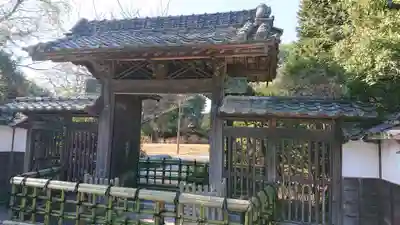 玉敷神社の山門・神門