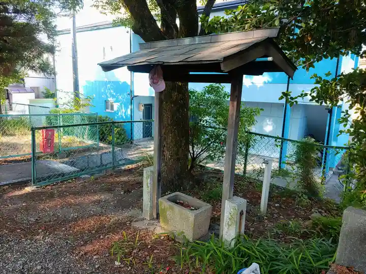 八幡社の手水舎