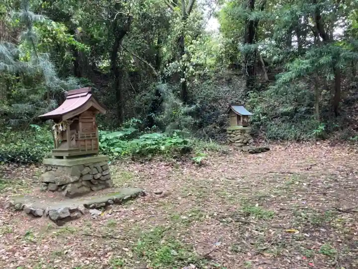 若宮八幡神社の末社・摂社
