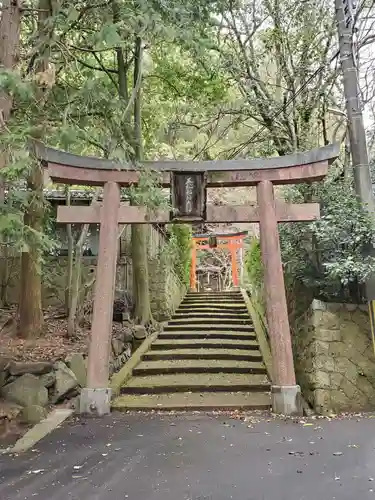 五社稲荷神社の鳥居