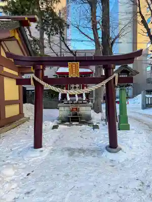 三吉神社の末社・摂社