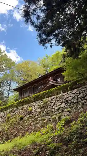 木幡山隠津島神社(二本松市)の{uncategorized: "未分類", other: "その他", undefined: "問題あり", building: "その他建物", grave: "お墓", sacred_gate: "鳥居", guardian: "狛犬", statue: "像", buddha: "仏像", history: "歴史", nature: "自然", garden: "庭園", animal: "動物", pagoda: "塔", temizu: "手水舎", mountain_gate: "山門・神門", sanctuary: "本殿・本堂", subordinate: "末社・摂社", art: "芸術", scenery: "景色", jizo: "地蔵", ema: "絵馬", goshuin: "御朱印", omikuji: "おみくじ", items: "授与品その他", amulet: "お守り", goshuincho: "御朱印帳", eats: "食事", festival: "お祭り", votive_dance: "神楽", shichigosan: "七五三参", wedding: "結婚式", experience: "体験その他", initially: "初詣", around: "周辺", anti_infection: "感染症対策"}