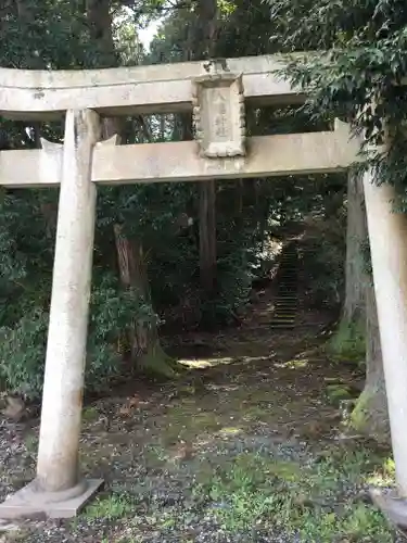 八幡神社の鳥居