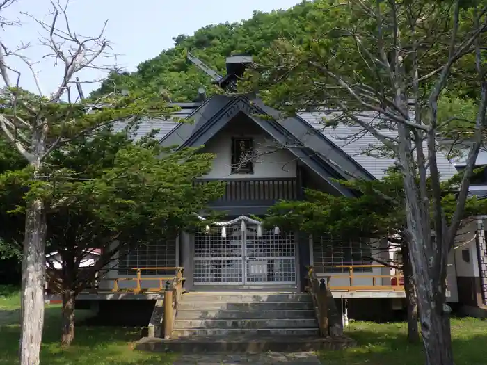 昆布森神社の本殿