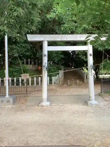 味美白山神社の鳥居