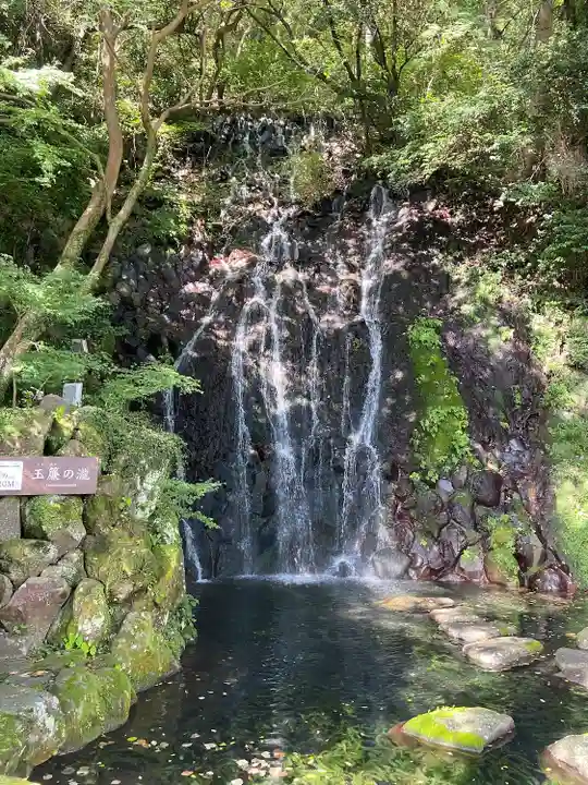 玉簾神社(神奈川県)