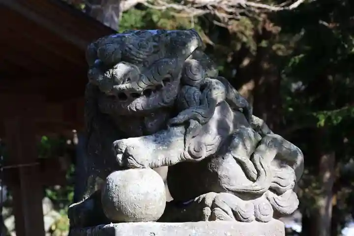 高司神社〜むすびの神の鎮まる社〜の狛犬