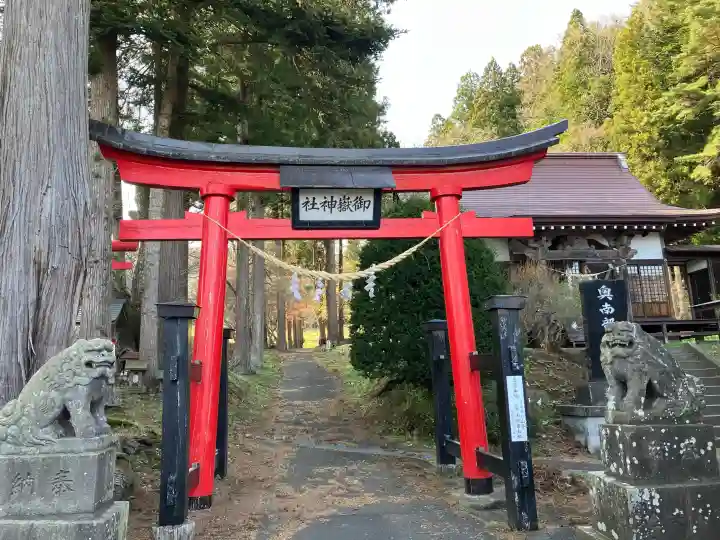 御嶽神社の{uncategorized: "未分類", other: "その他", undefined: "問題あり", building: "その他建物", grave: "お墓", sacred_gate: "鳥居", guardian: "狛犬", statue: "像", buddha: "仏像", history: "歴史", nature: "自然", garden: "庭園", animal: "動物", pagoda: "塔", temizu: "手水舎", mountain_gate: "山門・神門", sanctuary: "本殿・本堂", subordinate: "末社・摂社", art: "芸術", scenery: "景色", jizo: "地蔵", ema: "絵馬", goshuin: "御朱印", omikuji: "おみくじ", items: "授与品その他", amulet: "お守り", goshuincho: "御朱印帳", eats: "食事", festival: "お祭り", votive_dance: "神楽", shichigosan: "七五三参", wedding: "結婚式", experience: "体験その他", initially: "初詣", around: "周辺", anti_infection: "感染症対策"}