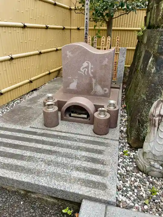 公春院の{uncategorized: "未分類", other: "その他", undefined: "問題あり", building: "その他建物", grave: "お墓", sacred_gate: "鳥居", guardian: "狛犬", statue: "像", buddha: "仏像", history: "歴史", nature: "自然", garden: "庭園", animal: "動物", pagoda: "塔", temizu: "手水舎", mountain_gate: "山門・神門", sanctuary: "本殿・本堂", subordinate: "末社・摂社", art: "芸術", scenery: "景色", jizo: "地蔵", ema: "絵馬", goshuin: "御朱印", omikuji: "おみくじ", items: "授与品その他", amulet: "お守り", goshuincho: "御朱印帳", eats: "食事", festival: "お祭り", votive_dance: "神楽", shichigosan: "七五三参", wedding: "結婚式", experience: "体験その他", initially: "初詣", around: "周辺", anti_infection: "感染症対策"}