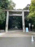 熱田神宮の{uncategorized: "未分類", other: "その他", undefined: "問題あり", building: "その他建物", grave: "お墓", sacred_gate: "鳥居", guardian: "狛犬", statue: "像", buddha: "仏像", history: "歴史", nature: "自然", garden: "庭園", animal: "動物", pagoda: "塔", temizu: "手水舎", mountain_gate: "山門・神門", sanctuary: "本殿・本堂", subordinate: "末社・摂社", art: "芸術", scenery: "景色", jizo: "地蔵", ema: "絵馬", goshuin: "御朱印", omikuji: "おみくじ", items: "授与品その他", amulet: "お守り", goshuincho: "御朱印帳", eats: "食事", festival: "お祭り", votive_dance: "神楽", shichigosan: "七五三参", wedding: "結婚式", experience: "体験その他", initially: "初詣", around: "周辺", anti_infection: "感染症対策"}
