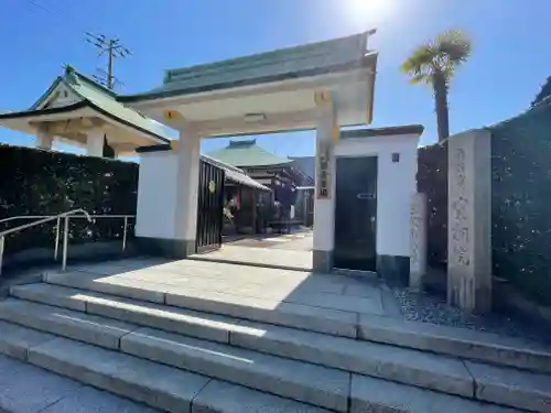 実相院の山門・神門