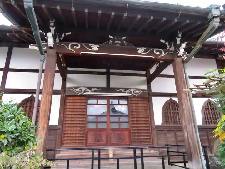 長久院の本殿・本堂