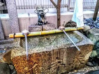 白山神社の手水舎