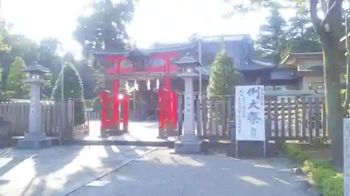 箭弓稲荷神社の鳥居