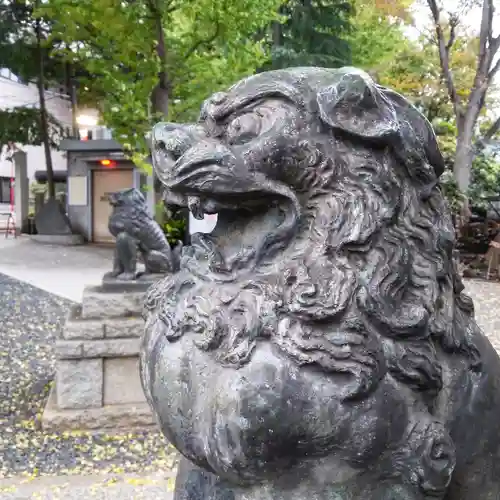 鳩森八幡神社の狛犬