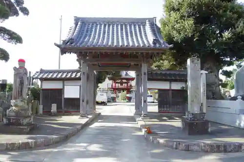 海禅寺の山門