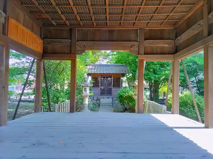 十二所社の本殿・本堂