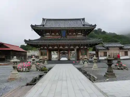 恐山菩提寺の山門