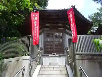 岩殿寺の末社・摂社