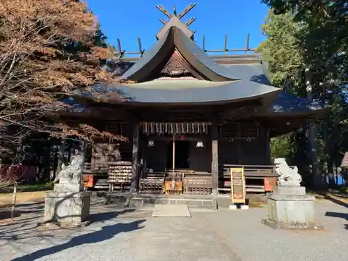 冨士御室浅間神社の本殿・本堂