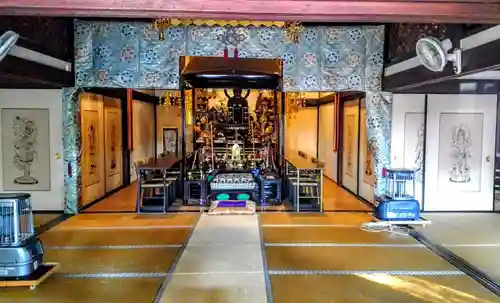 延命寺の本殿・本堂
