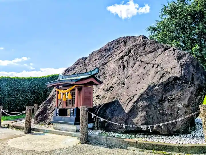 阿蘇大御神御足跡石(熊本県)