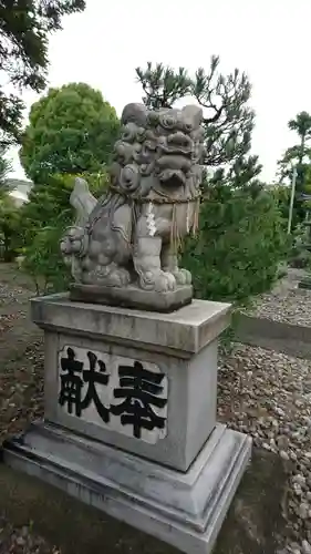 白糸浜神社の狛犬