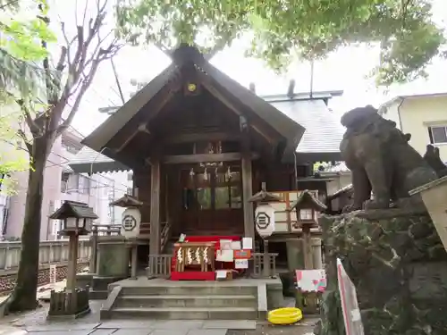 三島神社の本殿・本堂