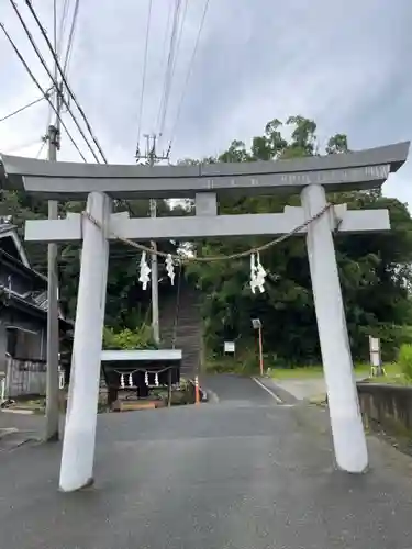 壺井八幡宮の鳥居