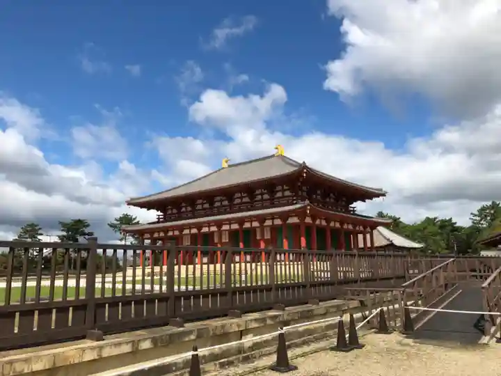 興福寺の本殿・本堂